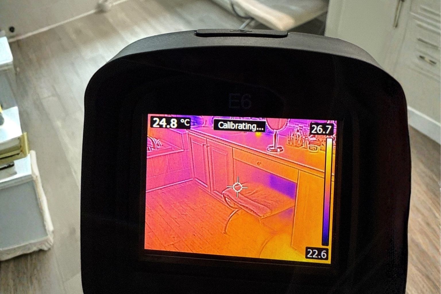 Thermal imaging inspection of a bathroom for potential mold issues in Florida real estate.